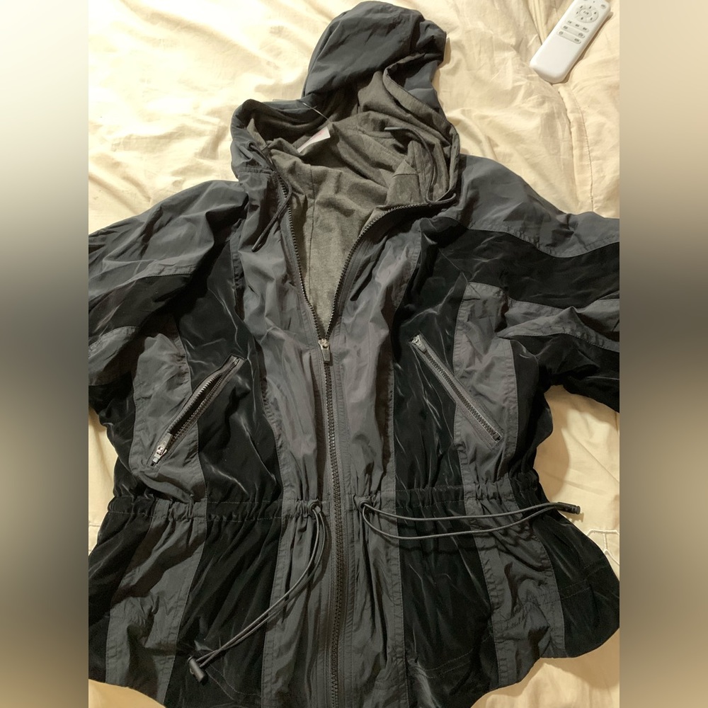 FP Movement Polyester Hooded Zip Front Jacket w Velvet Stripes XS Black NWT